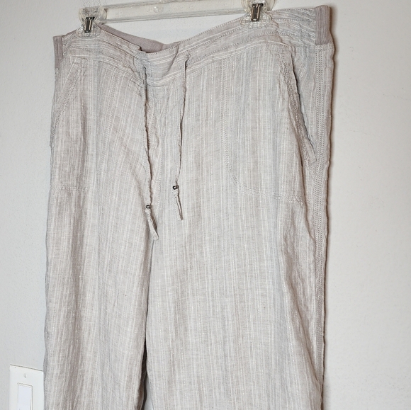 M&S Love Linen Grey Silver Stripe Flowy Pull On Pants. Women's size 12 long. - Picture 16 of 17